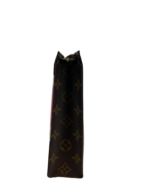 Louis Vuitton Monogram Canvas Edition Limited  Game On  Toiletery Bag Fashion