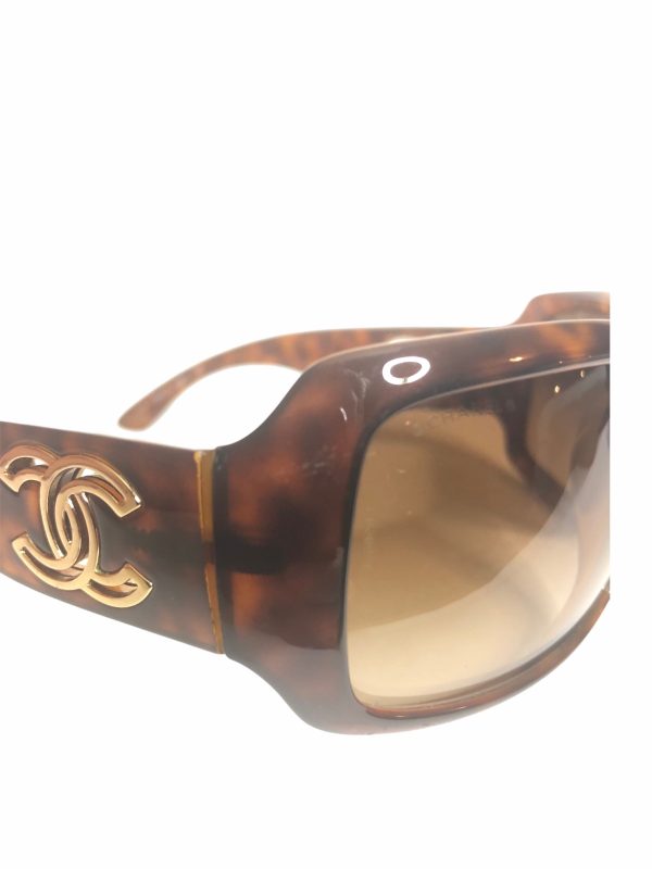 Chanel Tortoise Shell Sunnglasses - As Seen on Instagram 25 11 2020 Hot on Sale