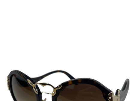 Prada Brown Tortoise Shell Sunglasses For Sale