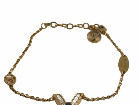 Louis Vuitton ‘Essential V’ Gold Tone Bracelet Online Hot Sale