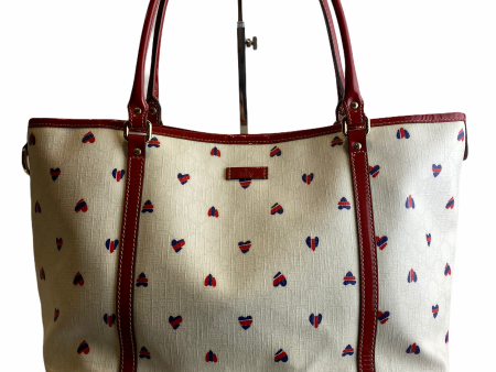 Gucci  Heart  Print Canvas Tote - As seen on Instagram 21 03 21 Supply