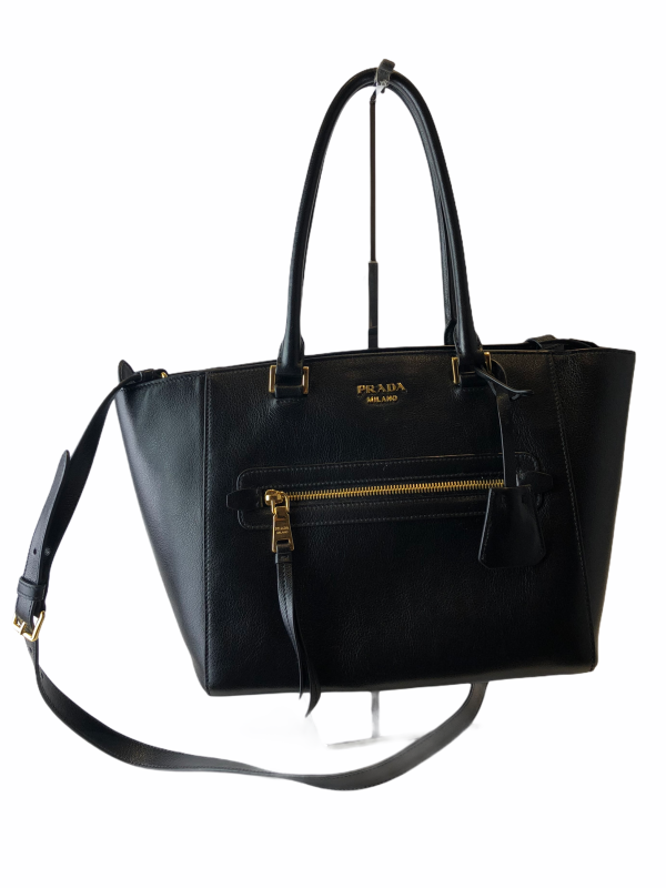 Prada Black Leather Tote - As seen on instagram 14 03 21 For Sale